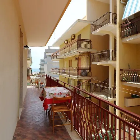 Casa Vacanze Lido San Giovanni Apartment